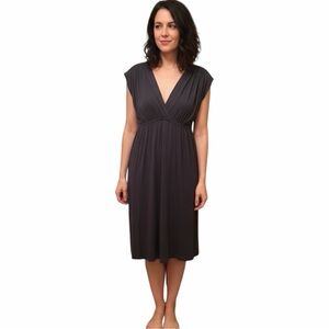 Mai Tai - V-Neck Drapey Jersey Dress with Elastic Waist - black